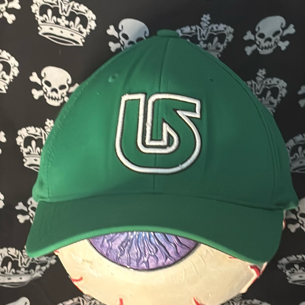 Burton Snowboarding Men’s Flex Green White Embroidered Logo Hat S/M
